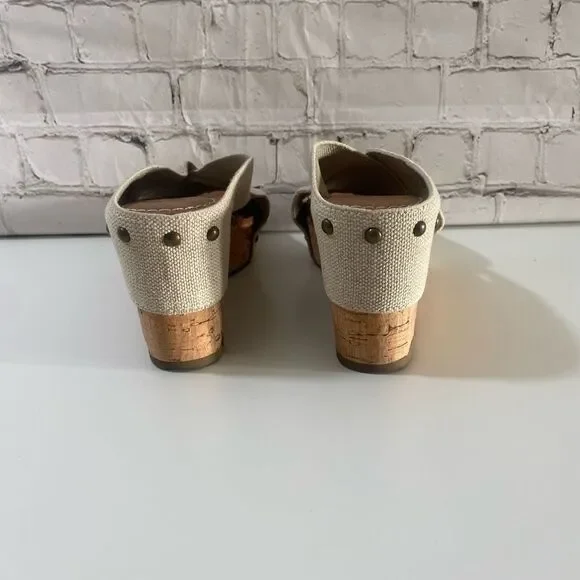 Crown Vintage Women's Cream Wedge Sandals - Picture 3 of 5